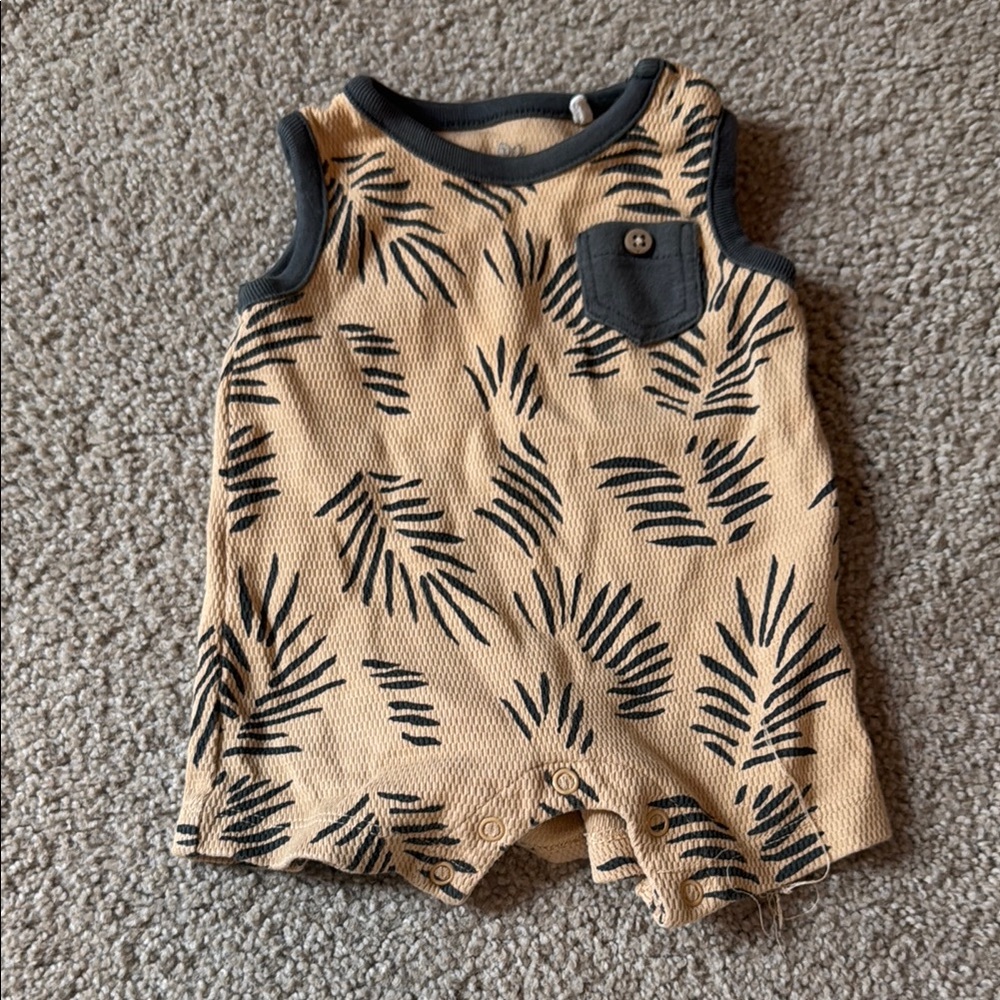 Baby Sleeveless Romper with Leaf Print
